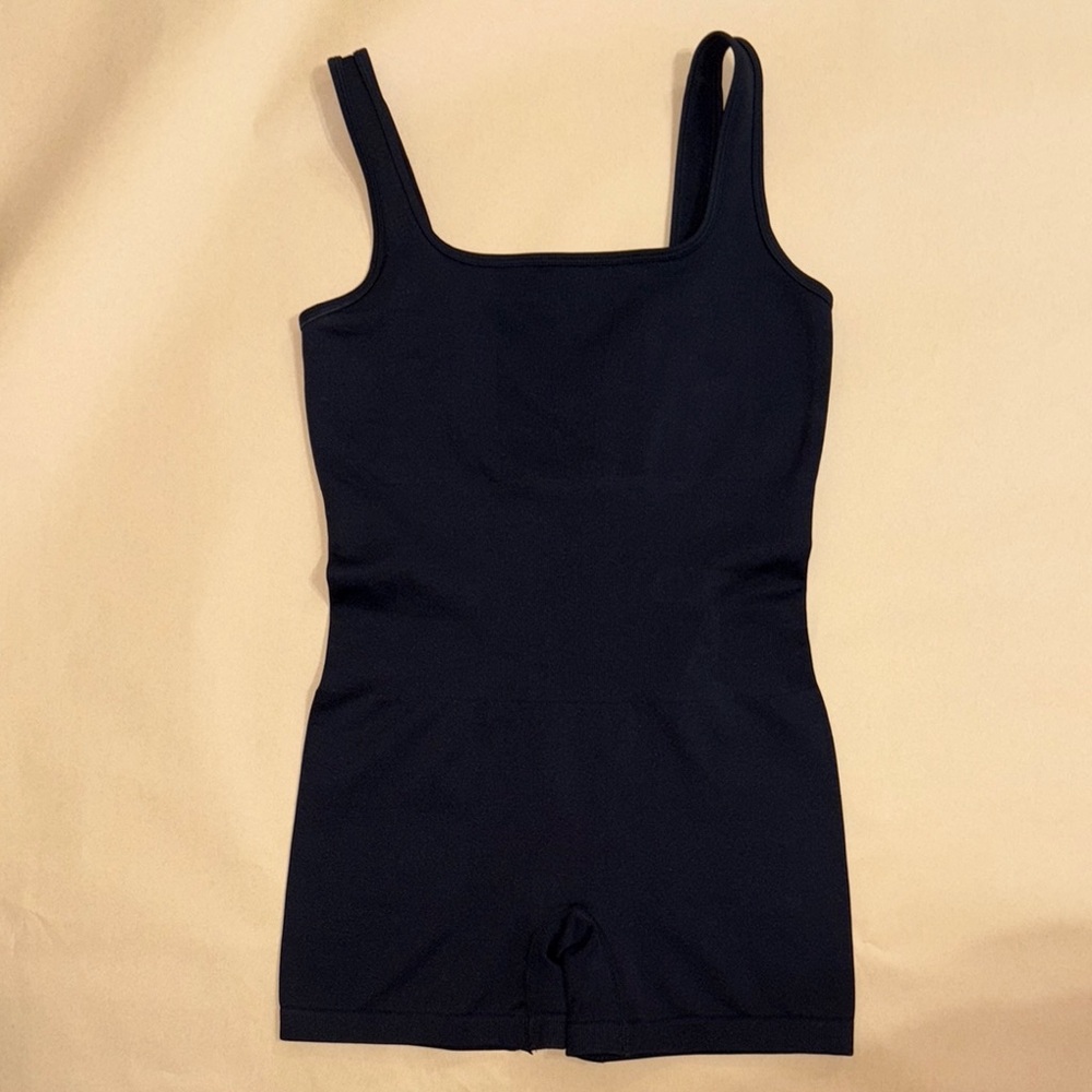 Women's Black Tummy Control Shapewear Bodysuit (L)